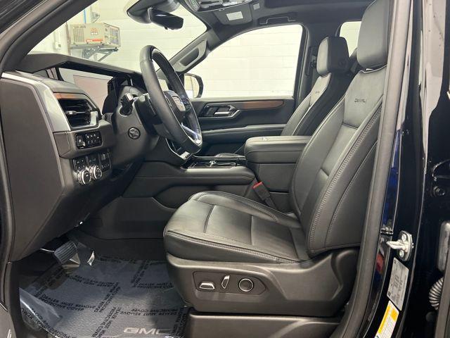 used 2025 GMC Yukon car, priced at $81,969