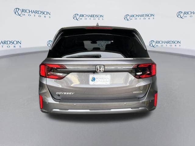 new 2026 Honda Odyssey car, priced at $46,383
