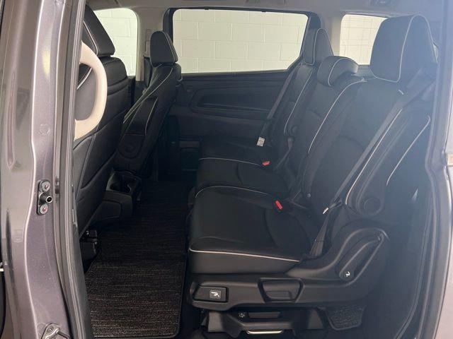 new 2026 Honda Odyssey car, priced at $46,383