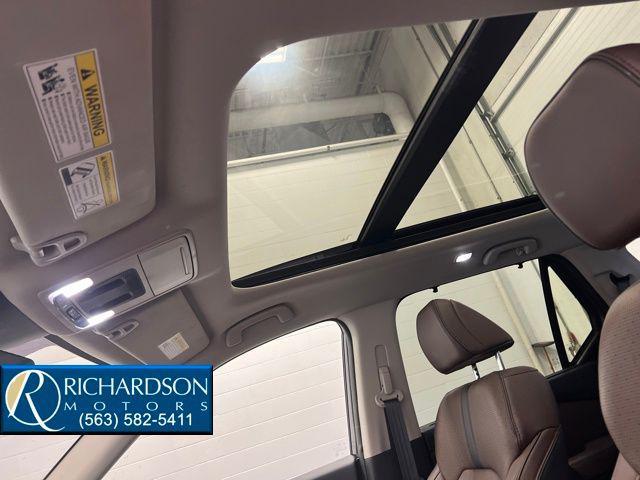 used 2023 Honda Pilot car, priced at $44,376