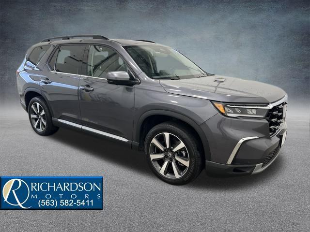used 2023 Honda Pilot car, priced at $44,376