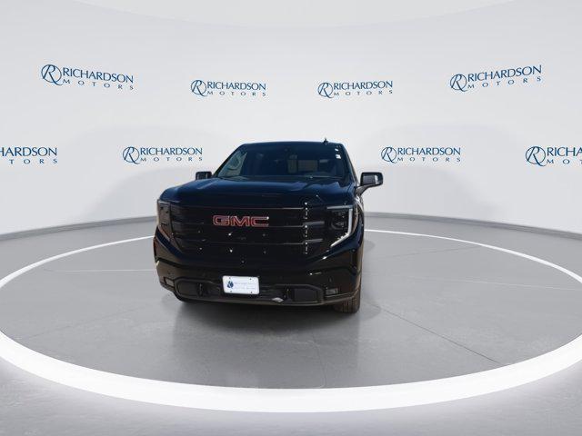 new 2025 GMC Sierra 1500 car, priced at $65,105