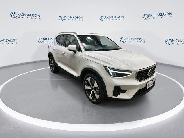 used 2024 Volvo XC40 car, priced at $34,400