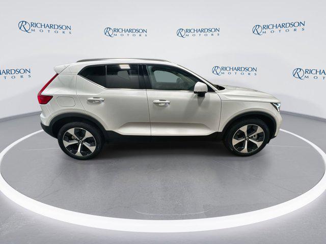 used 2024 Volvo XC40 car, priced at $34,400