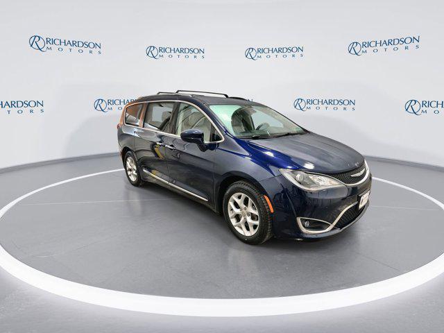 used 2017 Chrysler Pacifica car, priced at $15,010