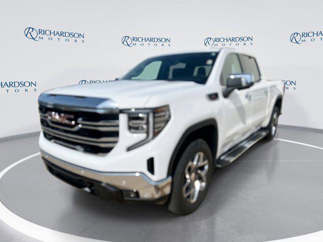 new 2025 GMC Sierra 1500 car, priced at $66,240