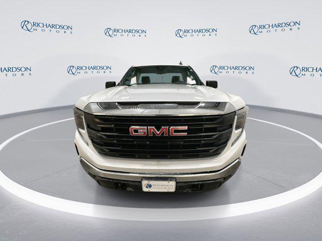 new 2024 GMC Sierra 1500 car, priced at $47,855