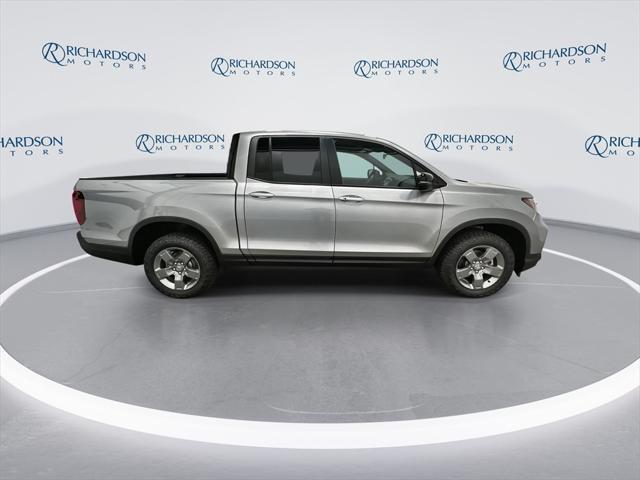 new 2025 Honda Ridgeline car, priced at $43,066