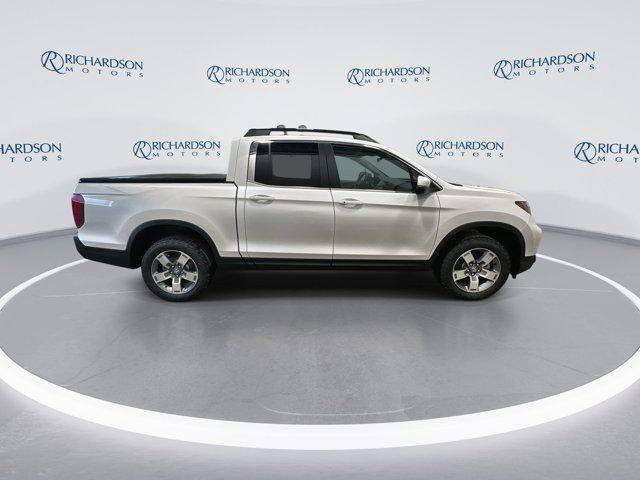 new 2025 Honda Ridgeline car, priced at $45,487