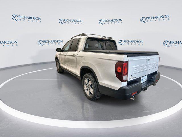 new 2025 Honda Ridgeline car, priced at $45,487