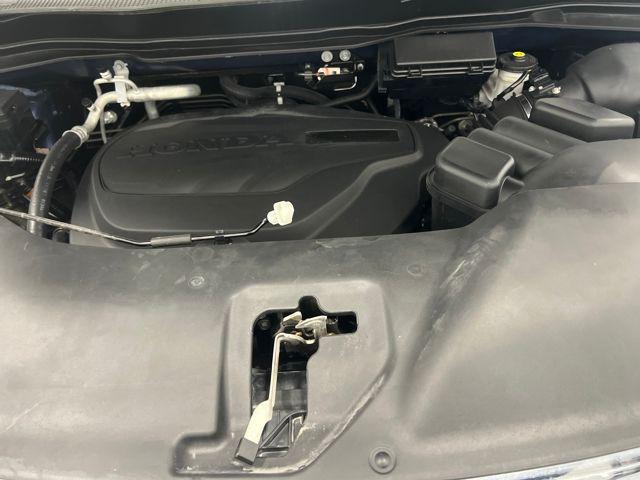 used 2020 Honda Pilot car, priced at $23,392