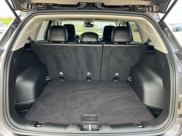 used 2022 Jeep Compass car, priced at $22,349