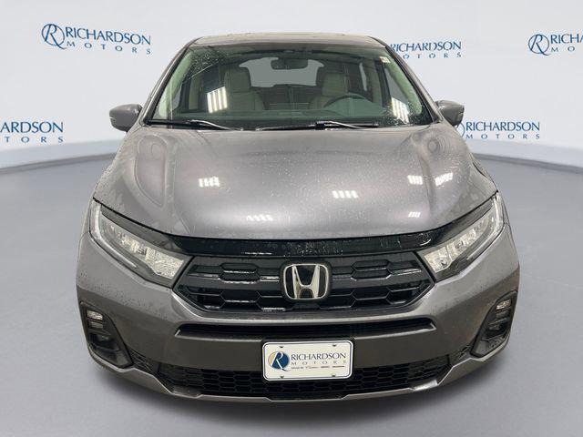 new 2026 Honda Odyssey car, priced at $42,407