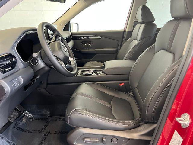 new 2025 Honda Pilot car, priced at $48,753