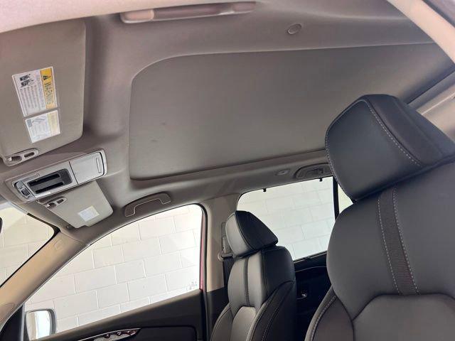 new 2025 Honda Pilot car, priced at $48,753