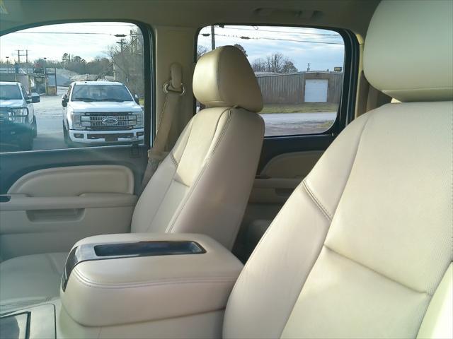 used 2014 GMC Sierra 2500 car, priced at $32,999