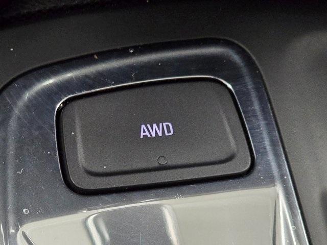 used 2024 Chevrolet Equinox car, priced at $24,376