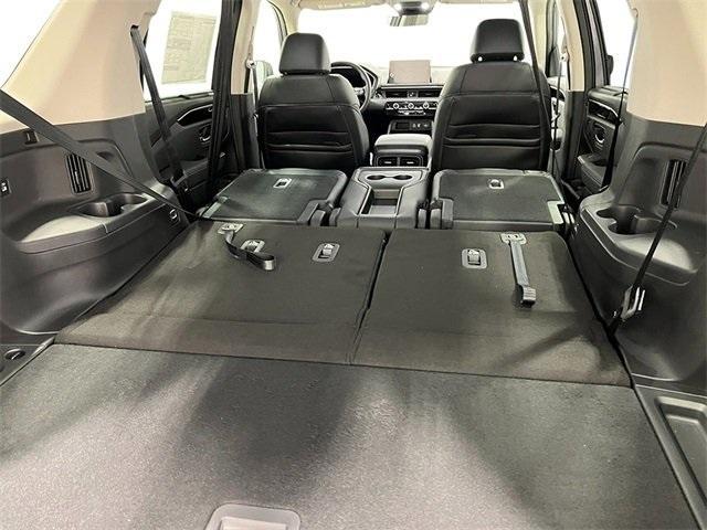 new 2025 Honda Pilot car, priced at $45,077