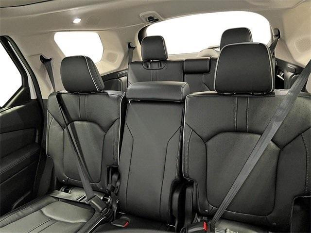 new 2025 Honda Pilot car, priced at $50,710