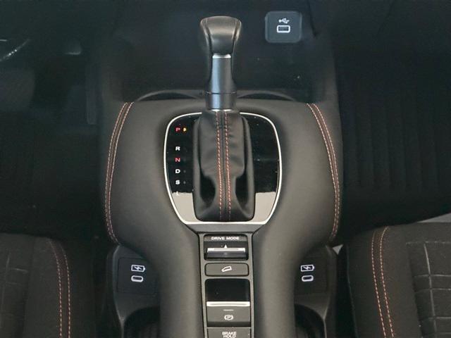 used 2025 Honda HR-V car, priced at $27,902