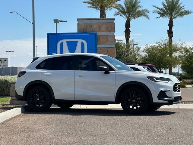 used 2025 Honda HR-V car, priced at $27,902