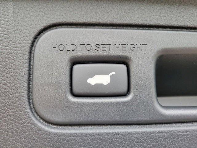 new 2025 Honda Pilot car, priced at $54,530