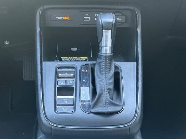 used 2024 Honda CR-V car, priced at $35,995