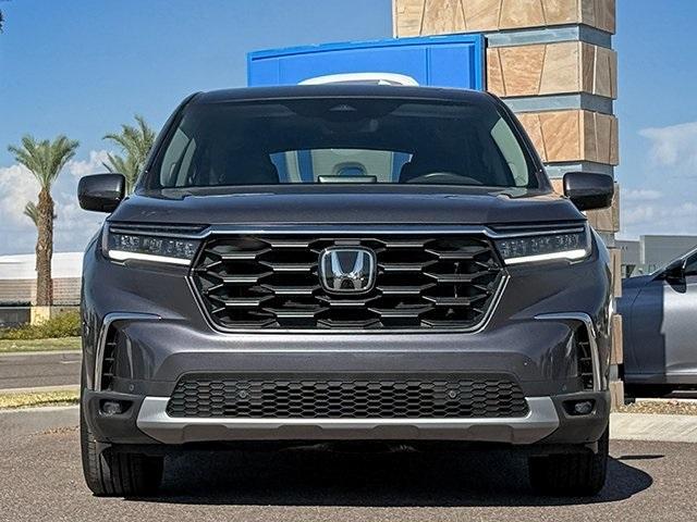 used 2025 Honda Pilot car, priced at $45,598