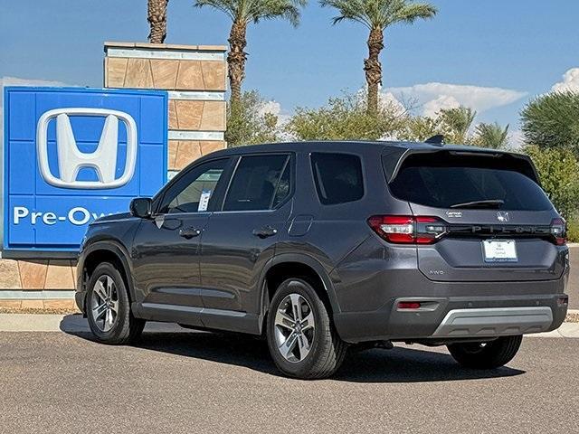 used 2025 Honda Pilot car, priced at $45,598