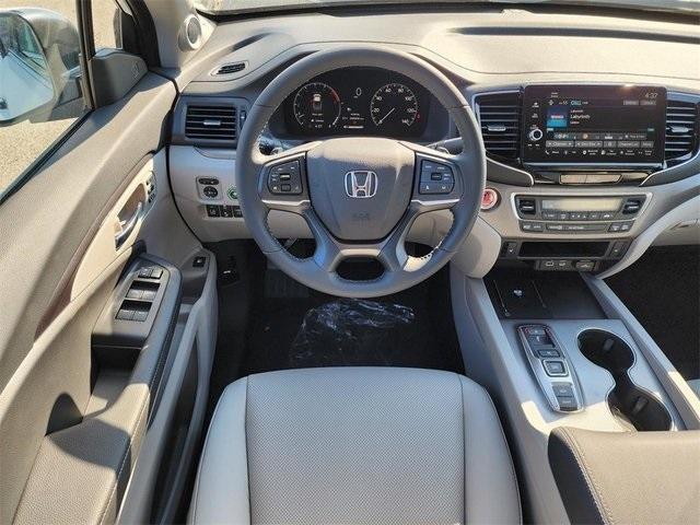 new 2025 Honda Ridgeline car, priced at $42,640