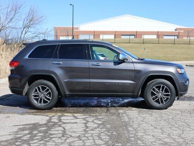 used 2017 Jeep Grand Cherokee car, priced at $15,160