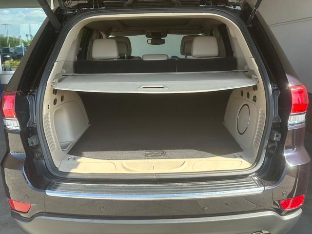 used 2021 Jeep Grand Cherokee car, priced at $24,635