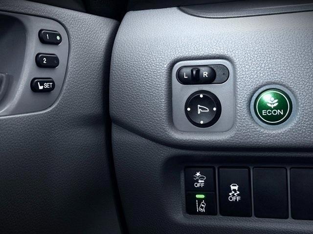 used 2019 Honda Pilot car, priced at $17,987