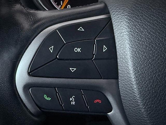 used 2021 Jeep Grand Cherokee car, priced at $28,962