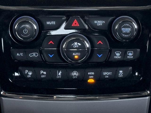 used 2021 Jeep Grand Cherokee car, priced at $28,962