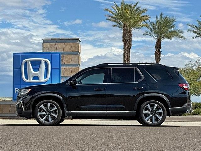 used 2024 Honda Pilot car, priced at $39,647