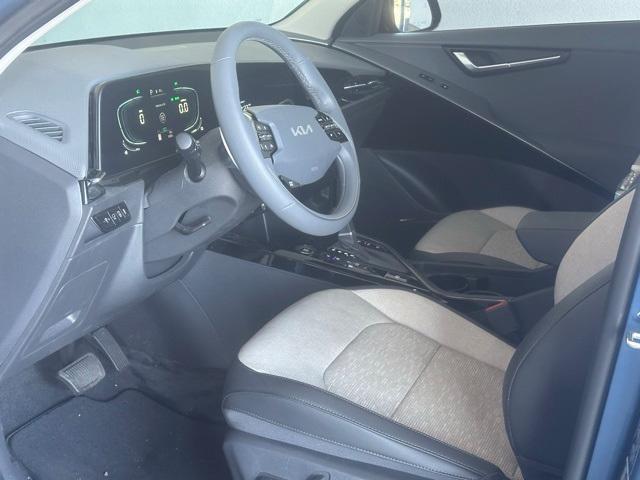 used 2025 Kia Niro car, priced at $28,979