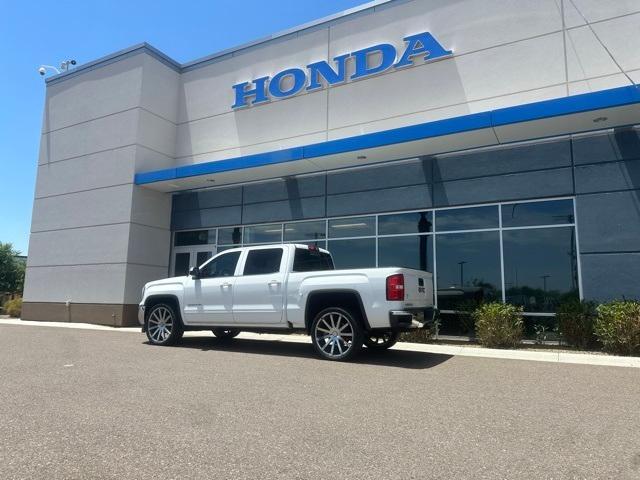 used 2017 GMC Sierra 1500 car, priced at $26,156