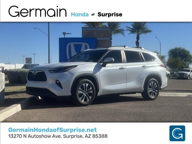 used 2023 Toyota Highlander car, priced at $35,359