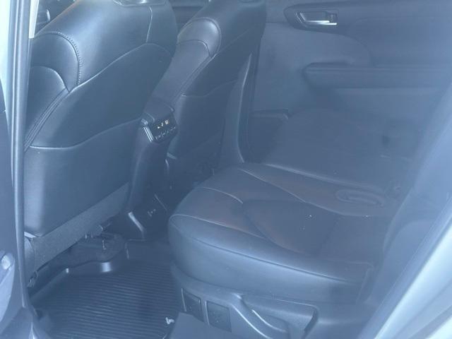 used 2023 Toyota Highlander car, priced at $35,359