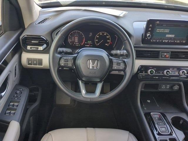 used 2023 Honda Pilot car, priced at $39,954