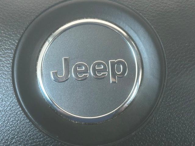 used 2019 Jeep Cherokee car, priced at $13,940