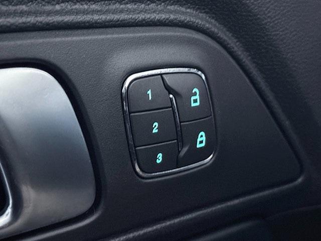 used 2022 Ford Mustang car, priced at $38,564