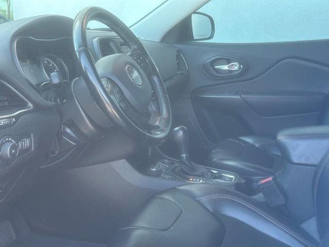 used 2020 Jeep Cherokee car, priced at $18,962