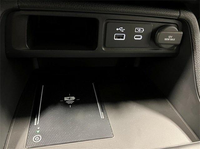 new 2025 Honda Pilot car, priced at $45,731