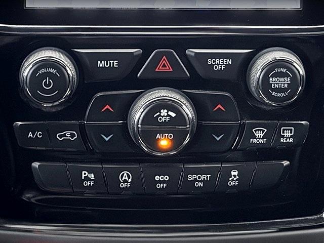 used 2020 Jeep Grand Cherokee car, priced at $22,304