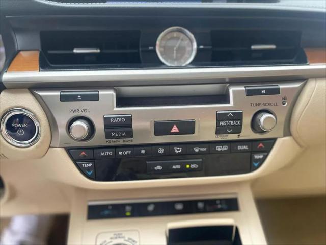 used 2013 Lexus ES 300h car, priced at $15,999