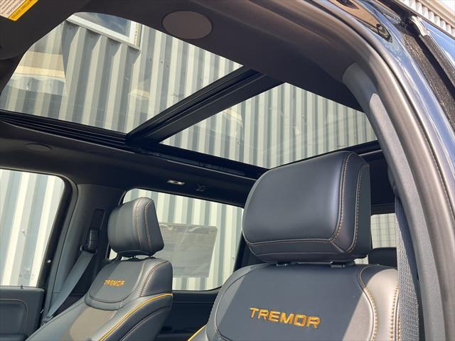 new 2025 Ford F-150 car, priced at $76,062