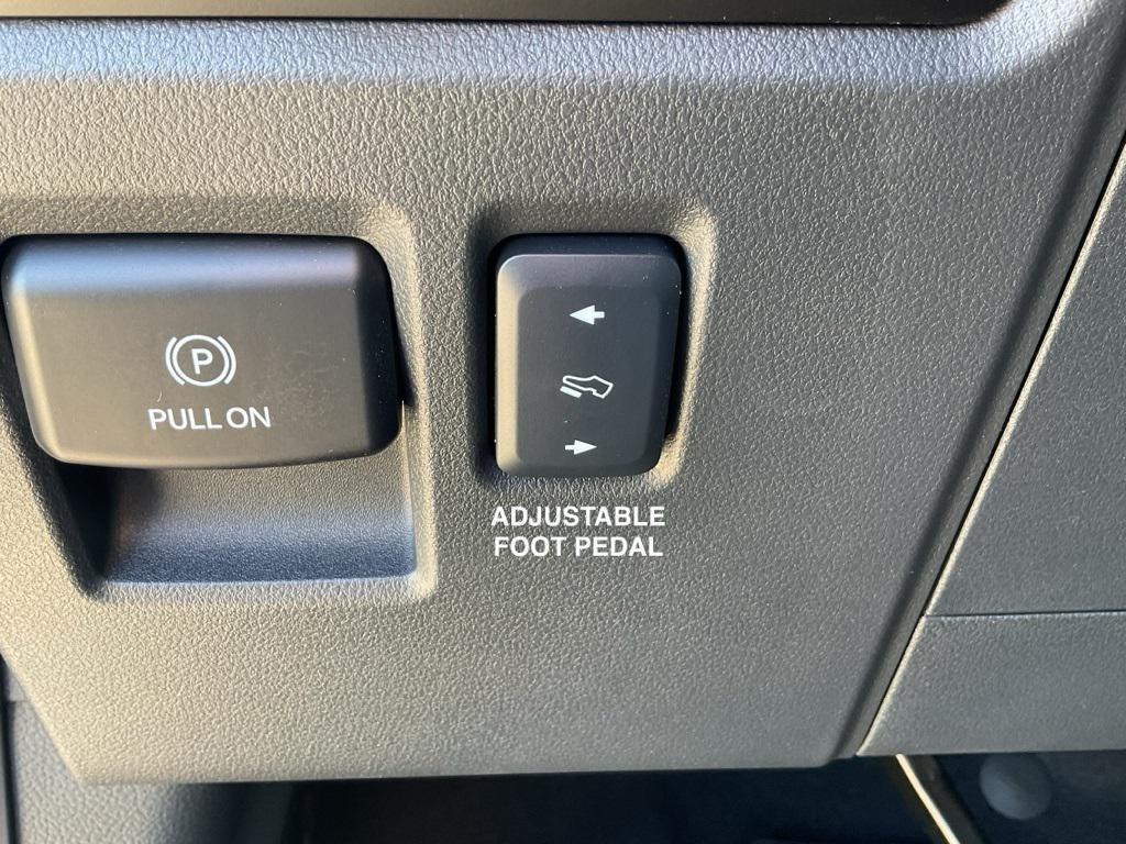 new 2025 Ford F-150 car, priced at $69,806