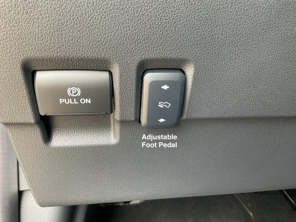 new 2025 Ford F-350 car, priced at $79,950